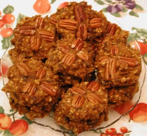 Pumpkin Raisin Oatmeal Pecan Cookies
